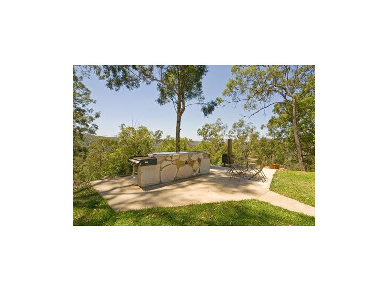 Upper Brookfield QLD 4069